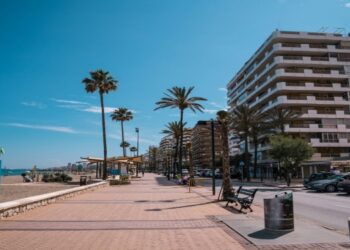 How UK Holidaymakers Can Get Airport Transfers in Spain Right