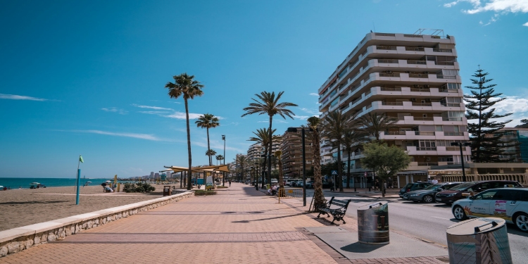 How UK Holidaymakers Can Get Airport Transfers in Spain Right