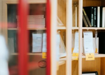 Why Mobile Shelving Is the Smarter Choice for Space Constrained Offices