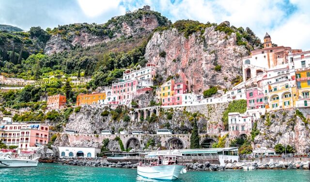 What Are the Best Romantic Accommodations in Positano for Couples Visiting the Amalfi Coast?