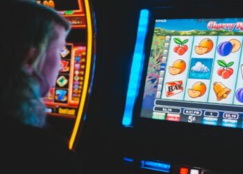 3 Tips for Winning Real Money While Playing Online Slots