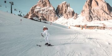 Why Do So Many Travellers Search for a Ski Vacation with Wellness in Austria?