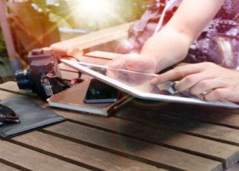 The Rise of Digital Travel Tools and How They’re Changing International Trips