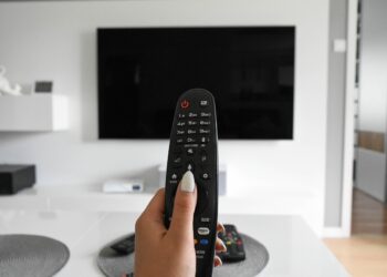 How Do Streaming Platforms Achieve Ultra-Low Latency for Live Events?