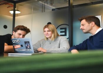 How Better Business Visibility Helps Companies Make Faster Decisions