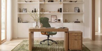 Bringing Personal Style to the Autumn Working Day
