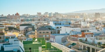 Buying a Holiday Home in Spain: What the EU Residency Paperwork Doesn’t Tell You About Leisure Budgets