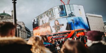 The Great British TV Shift: Why Viewers Are Moving From Traditional Broadcasting to IPTV