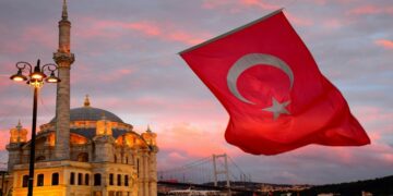 How to Use the Internet in Turkey: The Complete 2026 Guide for UK Travellers