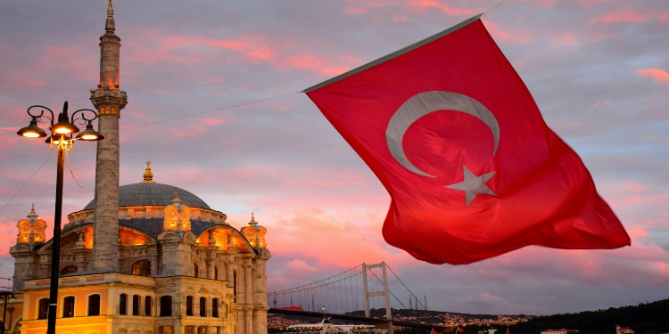 How to Use the Internet in Turkey: The Complete 2026 Guide for UK Travellers