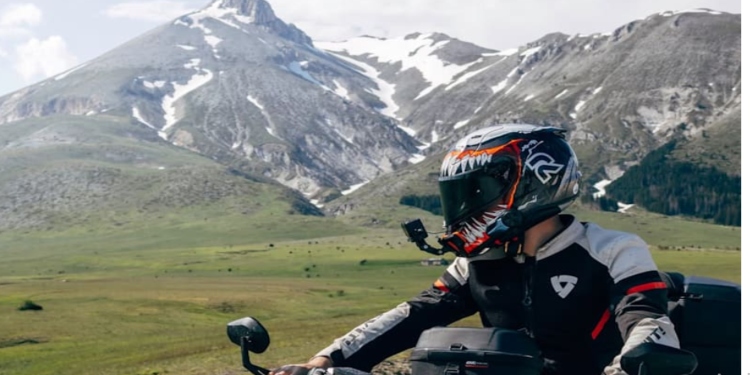 2 Way Motorcycle Intercom: Essential for Modern Riders